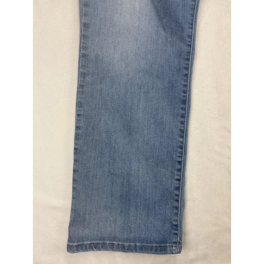 Levis levi women